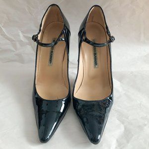 Manolo Blahnik black patent leather mary jane 4" high heel pumps Sz 39